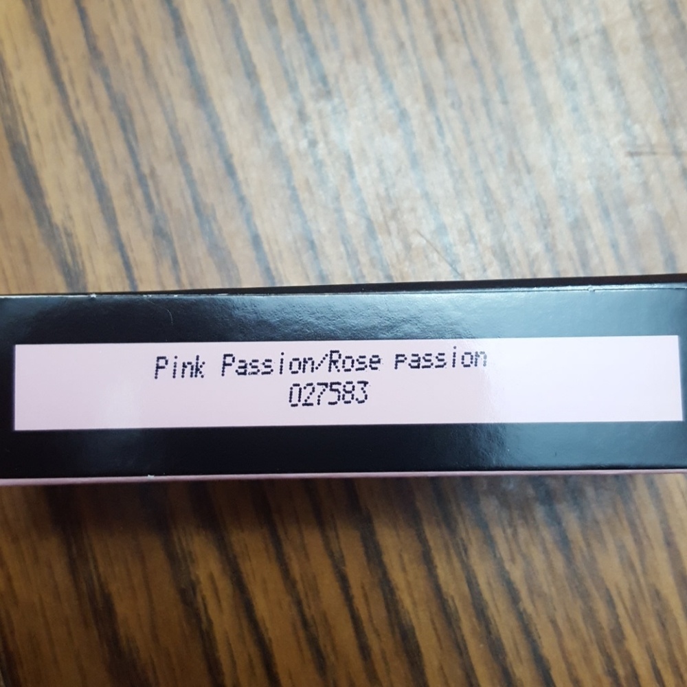 Mary Kay Creme lipstick